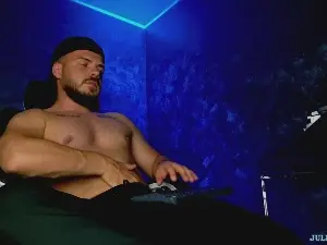 Cam4 Sex Chat of dirtymaster_xxx