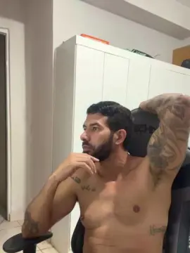 Cam4 Live Sex Cam of Saradoalto23