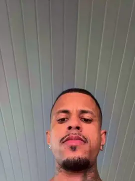 Cam4 Private Sex Chat of Soaresluucas29