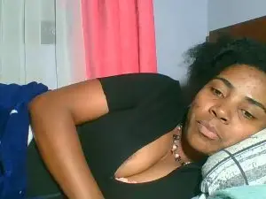 Cam4 Free Live Porn of shamirah_sexy