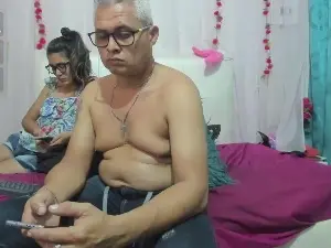 Cam4 Live Sex Cam of Brack_and_Naomy