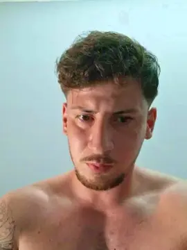 Cam4 Live Sex of Friend999