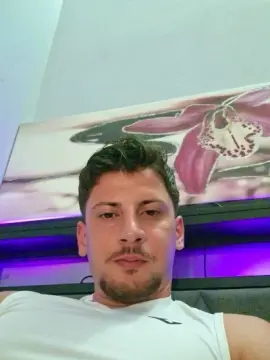 Cam4 Sex Cam of Friend999