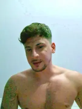 Cam4 Live Sex Cam of Friend999