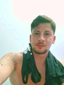 Cam4 Free Live Porn of Friend999