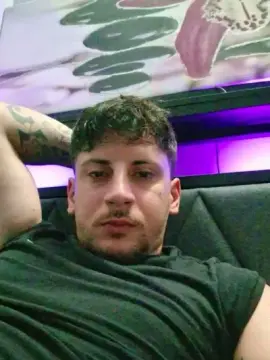 Cam4 Live Sex of Friend999
