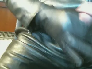 Cam4 Private Sex Chat of leathermxlover