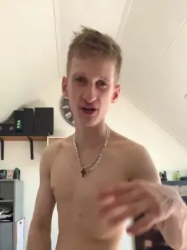 Cam4 Sex Cam of HornyPornyGuy