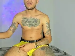 Cam4 Free Porn Cam of Mikee_scooth