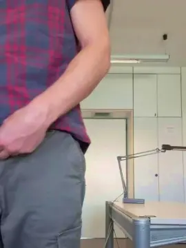 Cam4 Free Live Porn of Sir_Davide