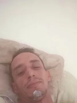 Cam4 Watch Live Sex Cams of leonardobrasil3