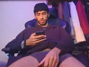 Cam4 Watch Live Sex Cams of GarotoDoSulRG
