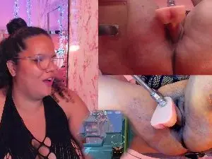 Cam4 Nude Webcam of MhiaRey
