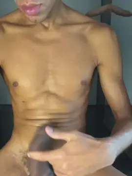 Cam4 Nude Webcam of Lufenicci