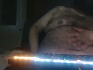Cam4 Nude Webcam of HairyHulk