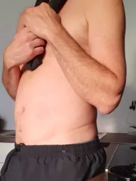 Cam4 Live Sex of leon1421