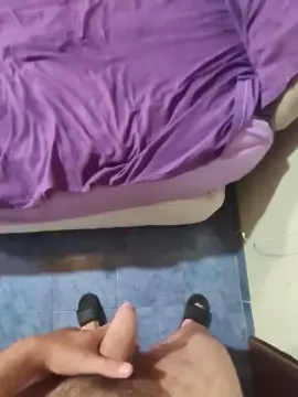 Cam4 Live Sex Cam of Andresito1805