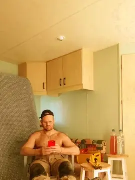 Cam4 Watch Live Sex Cams of frenchyboyy44