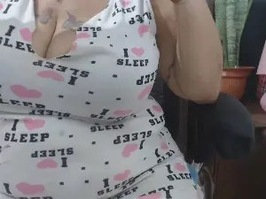 Cam4 Live Sex of jenny_milf