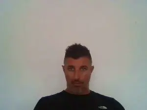 Cam4 Free Live Porn of beaugosse3