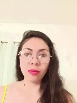 Cam4 Live Sex Cam of Mia_essence24