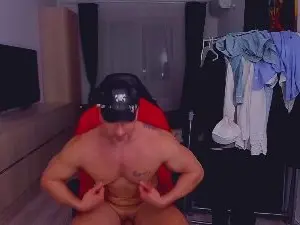 Cam4 Free Porn Cam of MarisMuscle