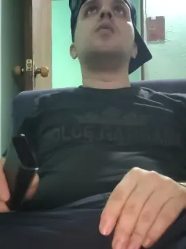 Cam4 Live Porn of Dylanjosue