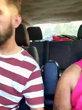 Cam4 Free Live Porn of Parejadedos29
