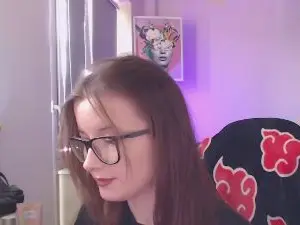 Cam4 Nude Webcam of Luna_Cherry