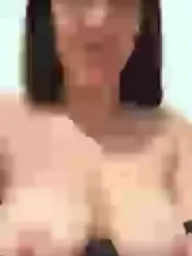 Cam4 Live Sex of Momy_hot