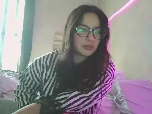 Cam4 Private Sex Chat of LuciiaSoleexxx