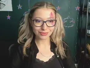 Cam4 Live Sex Cam of niceHEIDI
