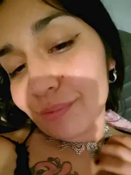 Cam4 Private Sex Chat of Mamicat