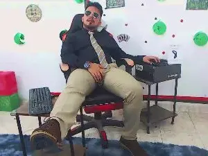 Cam4 Free Live Porn of KalethBigDick88