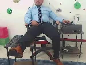 Cam4 Watch Live Sex Cams of KalethBigDick88
