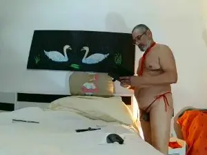 Cam4 Nude Webcam of GeminianoAdult