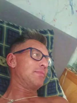 Cam4 Live Sex of DADDYDICKLOVER