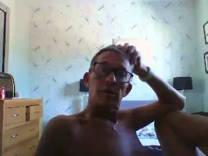 Cam4 Sex Cam of DADDYDICKLOVER