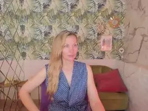 Cam4 Sex Cam of NancyGentle
