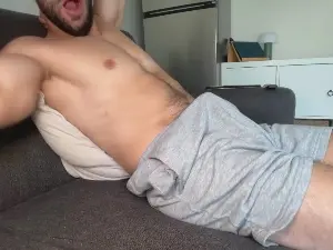 Cam4 Live Porn of Roylarry