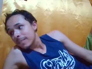 Cam4 Live Porn of ren555