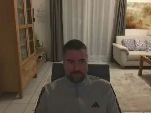 Cam4 Live Porn of andreb82