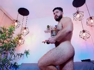 Cam4 Free Porn Cam of sebastianvilla_