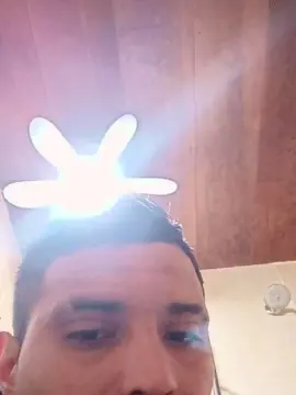 Cam4 Live Sex of carlosaxelalva