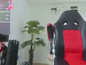 Cam4 Live Porn of conie_jones