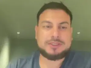 Cam4 Live Porn of james_2593