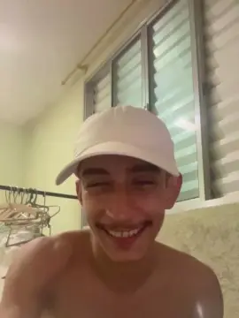 Cam4 Free Live Porn of 18bonitocm