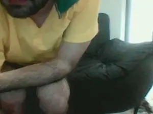 Cam4 Adult Webcams of short_n_hairy_