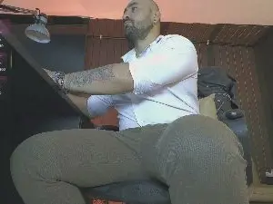 Cam4 Free Porn Cam of leon_1717