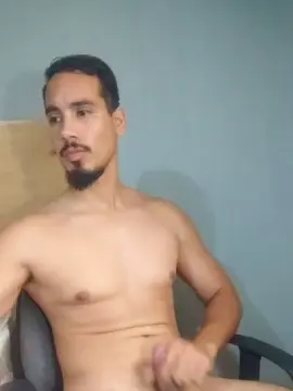 Cam4 Nude Webcam of oesb96
